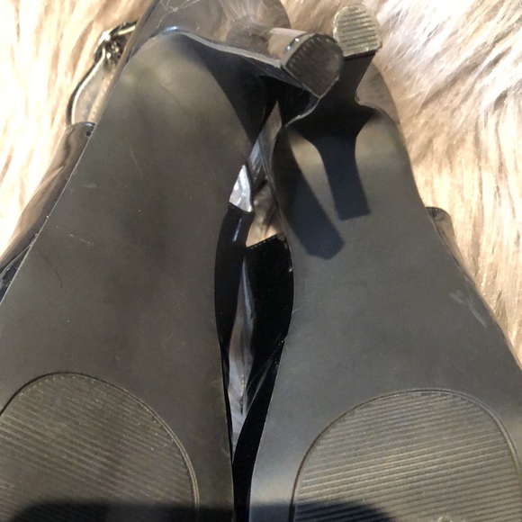 Heels - Picture 8 of 10